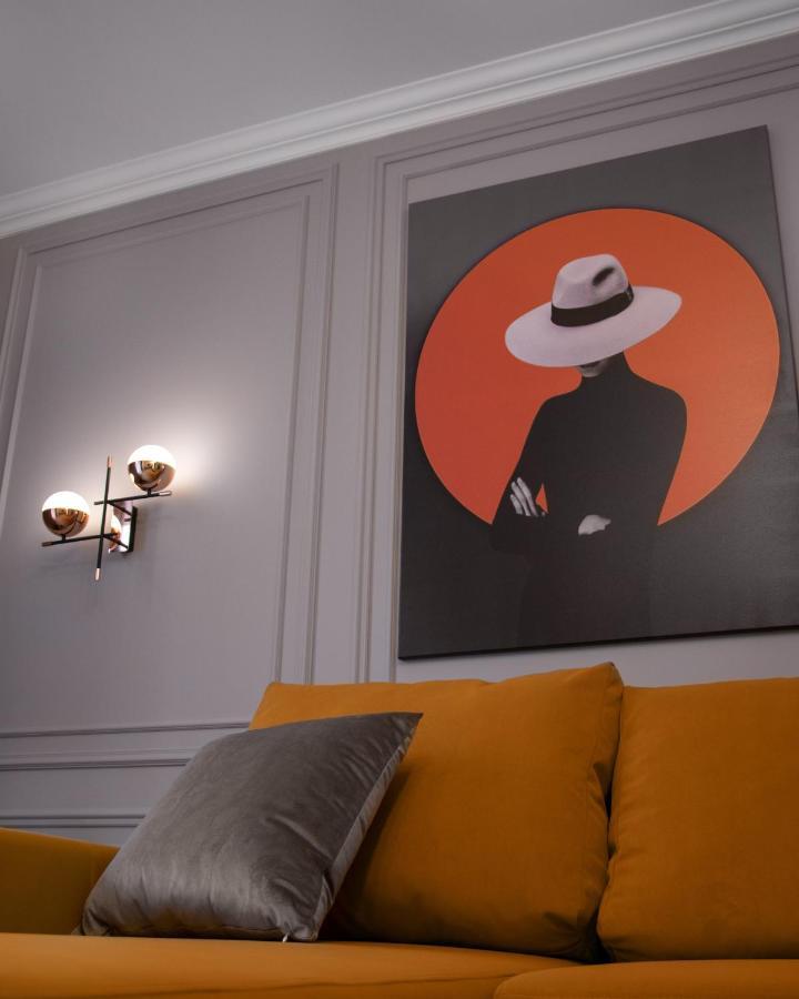 Royal 2 Apartments On Shevchenka 38 Str Lviv Ngoại thất bức ảnh