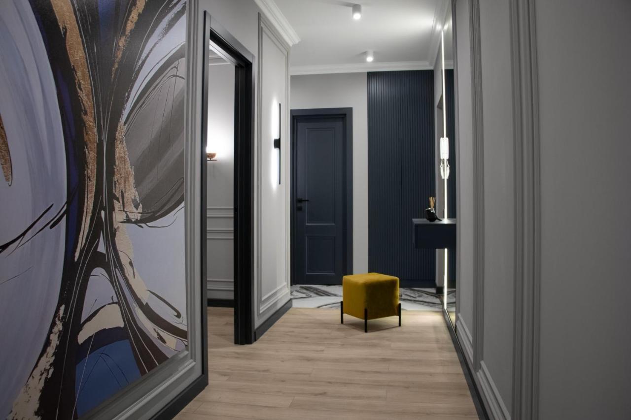 Royal 2 Apartments On Shevchenka 38 Str Lviv Ngoại thất bức ảnh