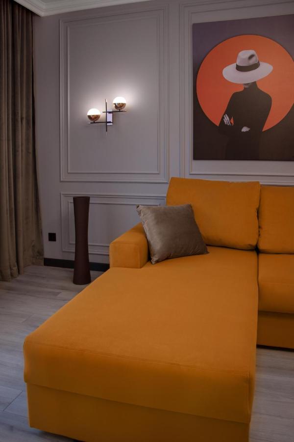 Royal 2 Apartments On Shevchenka 38 Str Lviv Ngoại thất bức ảnh
