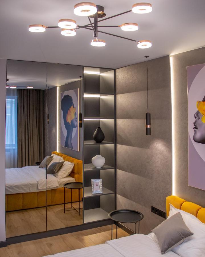 Royal 2 Apartments On Shevchenka 38 Str Lviv Ngoại thất bức ảnh